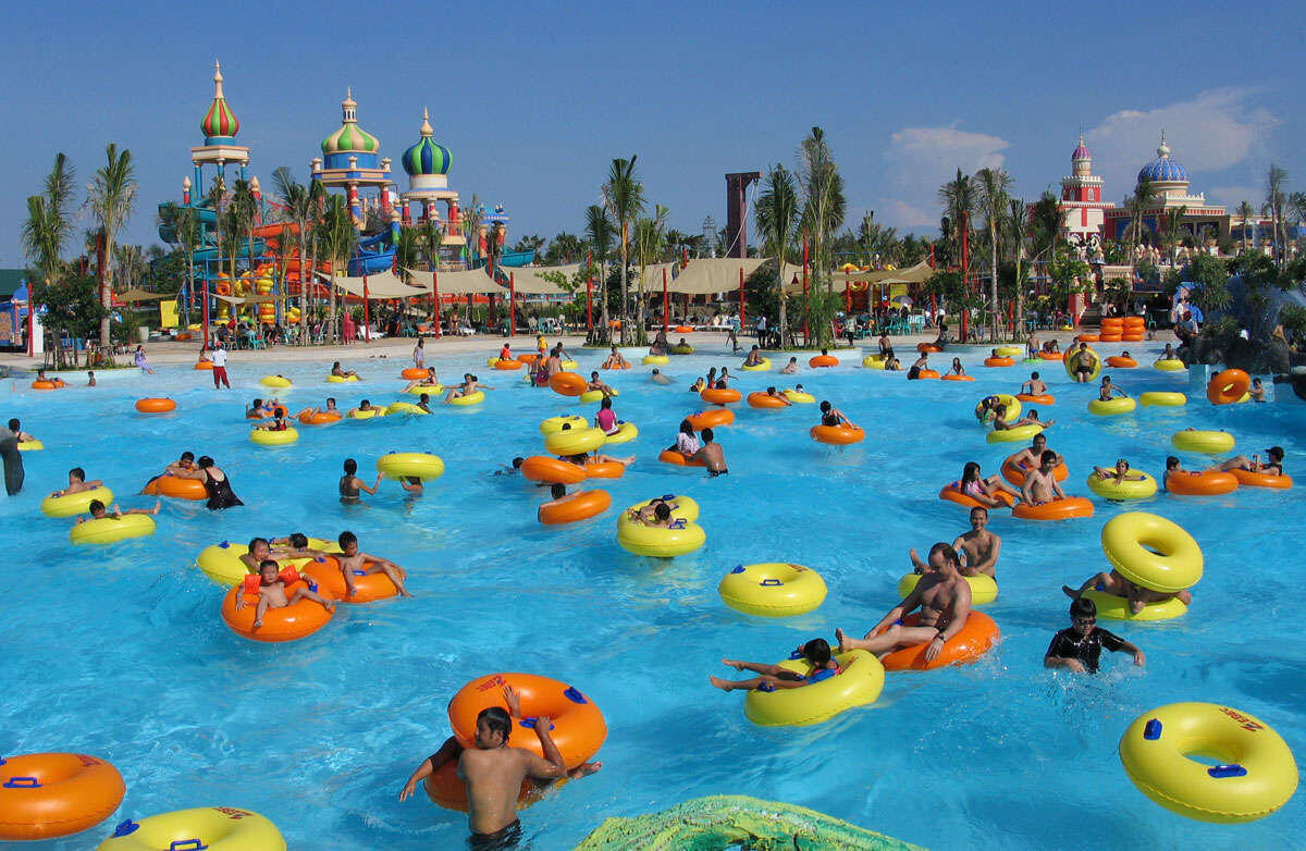 info 10 tempat wisata populer yang bikin surabaya menarik