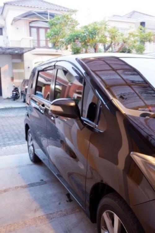 Dijual Cepat Honda Freed 2010 Akhir 1.5 E AT (CKD) PSD (Pemakai Pribadi)