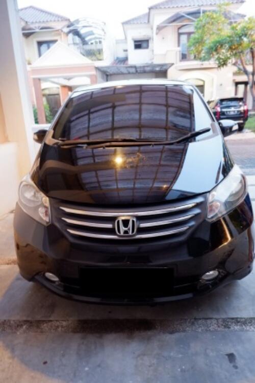 Dijual Cepat Honda Freed 2010 Akhir 1.5 E AT (CKD) PSD (Pemakai Pribadi)