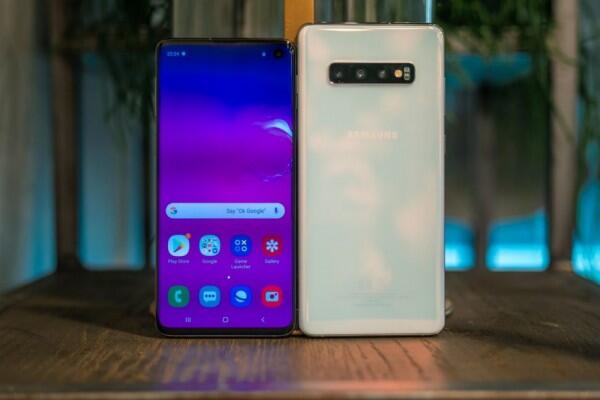 5 Smartphone Samsung dengan Kamera Depan dan Belakang Berfitur HDR