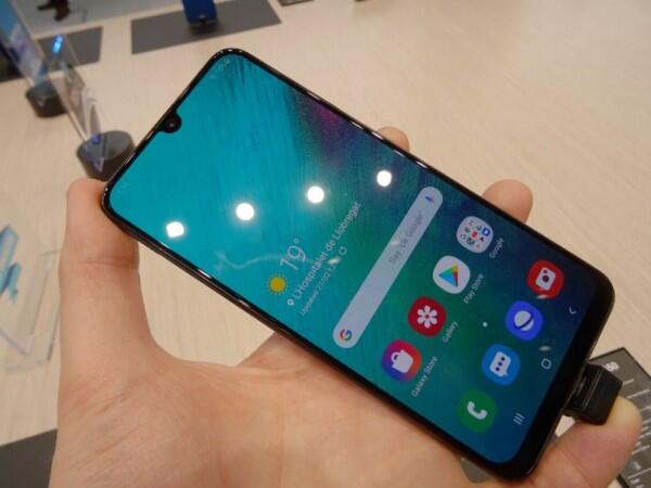 5 Smartphone Samsung dengan Kamera Depan dan Belakang Berfitur HDR