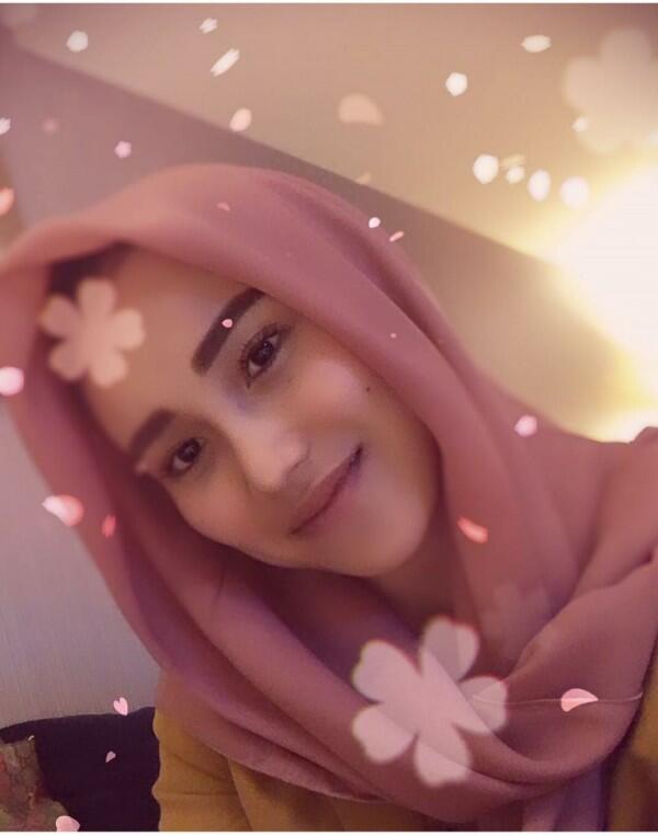 Bikin Pangling, 12 Potret Memikat Ayu Ting Ting dengan Balutan Hijab