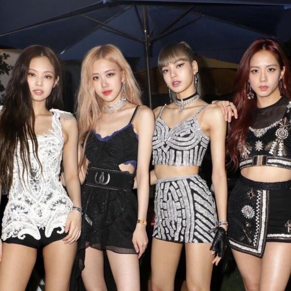 Ukir Sejarah, 10 Potret Penampilan Memukau BLACKPINK di Coachella