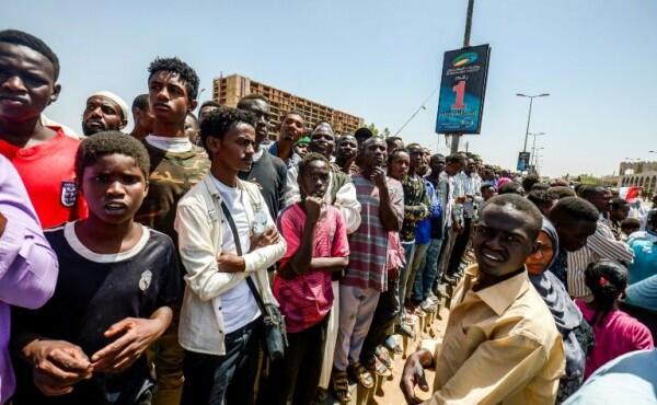 Kepala Dewan Militer Sudan yang Baru Janjikan Masa Transisi Damai
