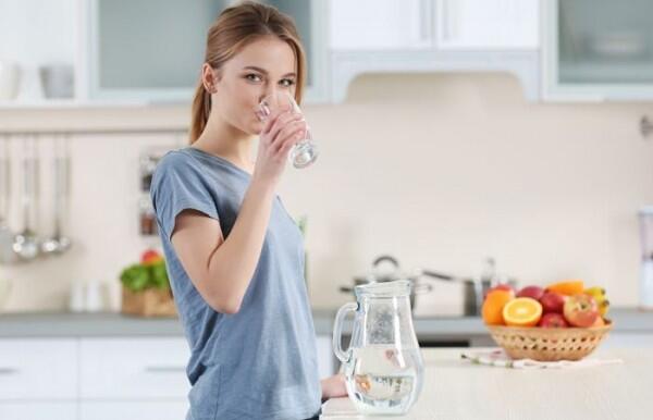 5 Rutinitas Pagi Agar Kulit Tampak Lebih Cerah & Natural