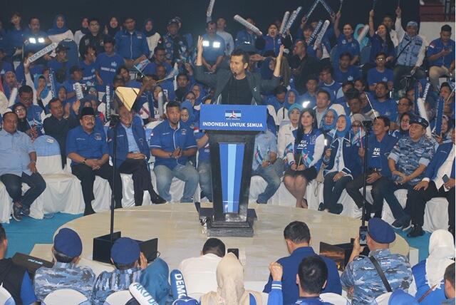 Imbas AHY dan Emil Dardak, Demokrat Diprediksi Masuk 4 Besar