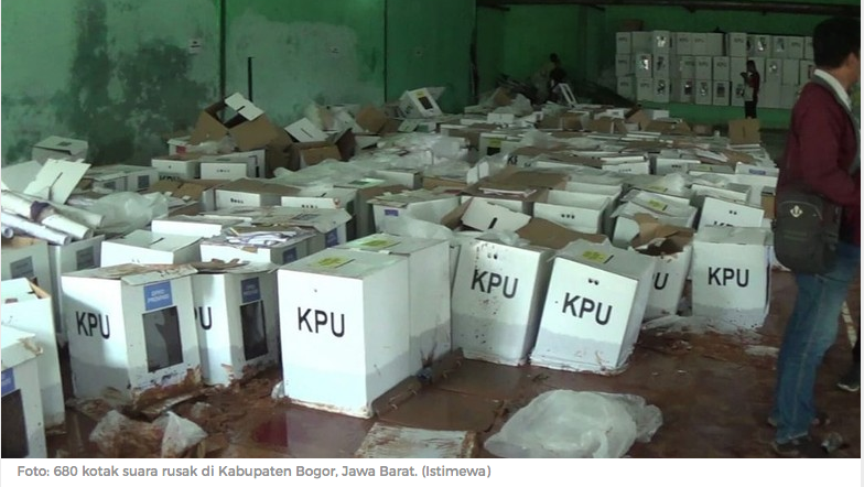 680 Kotak Suara Rusak Terendam Lumpur, KPU Bogor Keluarkan Cadangan
