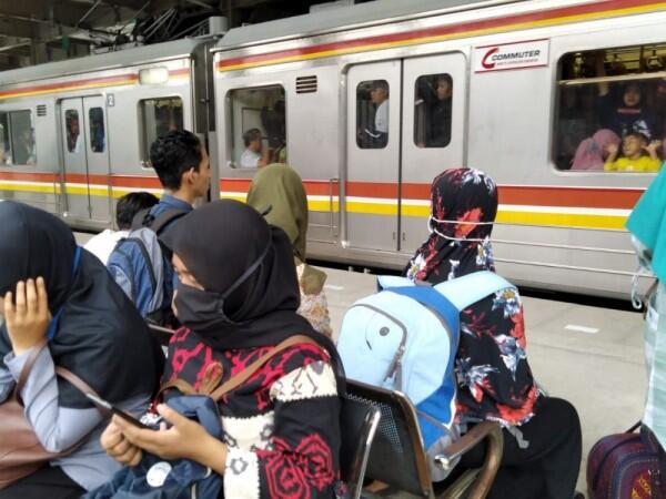 Normalisasi Double Double Track, KRL Masih Terlambat 10 Menit