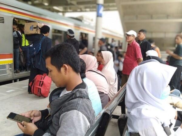 Normalisasi Double Double Track, KRL Masih Terlambat 10 Menit