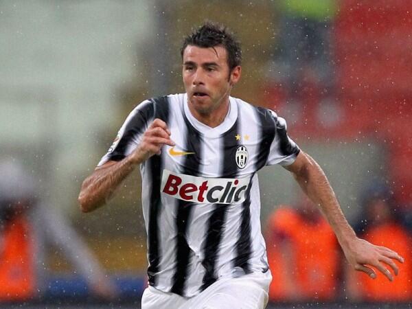 Andrea Barzagli Resmi Putuskan Pensiun di Akhir Musim Ini