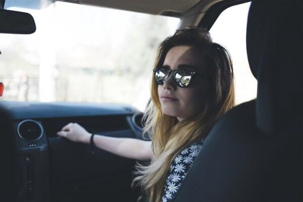 5 Tips Berkendara Mobil Bagi Perempuan Hamil