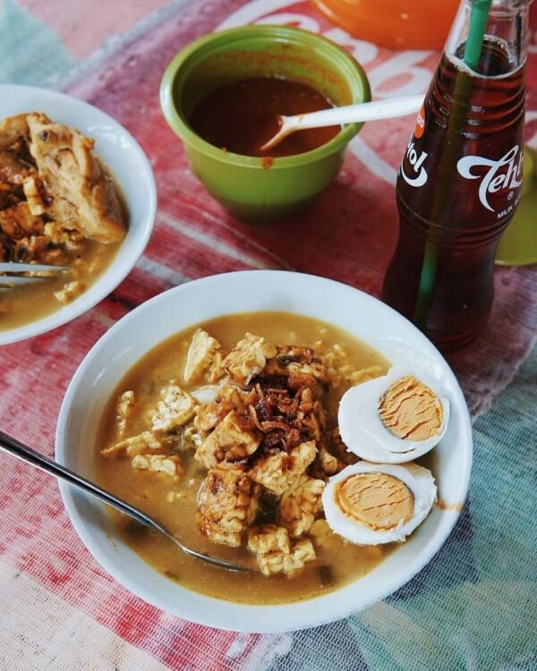 7 Warung Orem Orem Tempe Paling Enak di Malang, Siap Goyang Lidah!