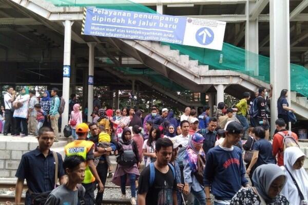 Jadwal KRL Masih Terimbas DDT, PT KCI Imbau Penumpang Atur Waktu
