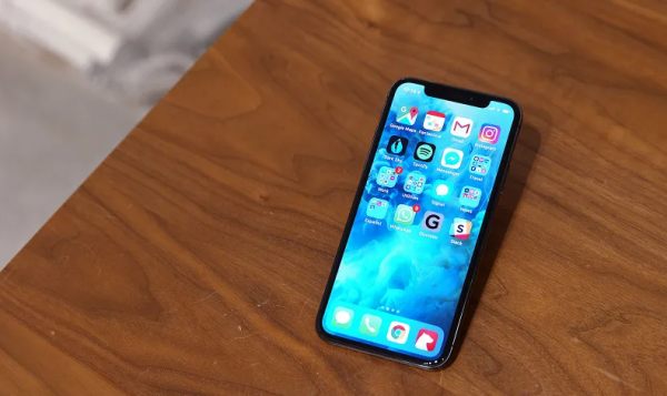 Sebelum Membeli Smartphone Baru, Jangan Sepelekan 7 Hal Penting Ini