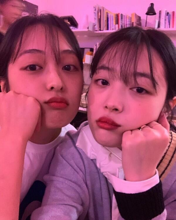 Foto Satu Frame, 10 Potret Artis Korea Ini Buktikan Jika Mereka Mirip