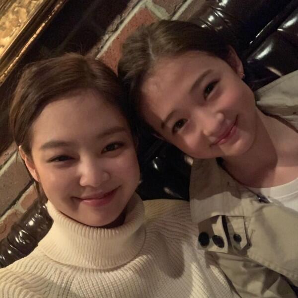 Foto Satu Frame, 10 Potret Artis Korea Ini Buktikan Jika Mereka Mirip