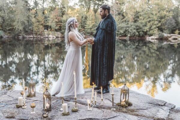 Inspiratif, 10 Ide Dekorasi Pernikahan Bertema Game of Thrones