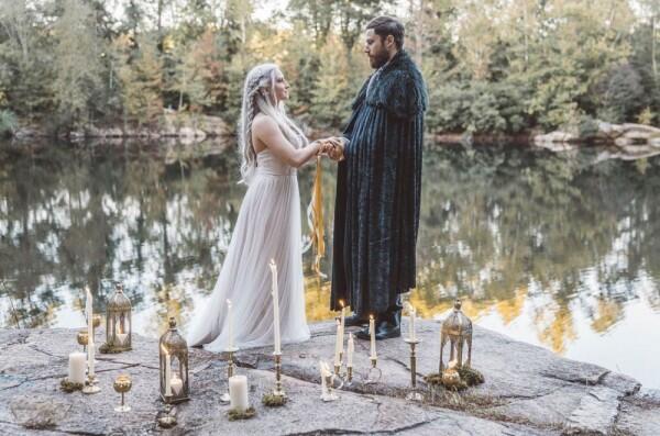 Inspiratif, 10 Ide Dekorasi Pernikahan Bertema Game of Thrones