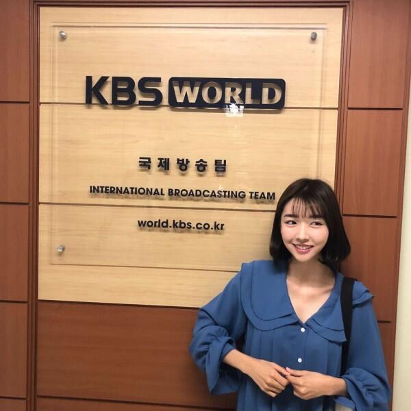 10 Penampilan Kece YouTuber Korea Sunny Dahye Ini Memikat Hati