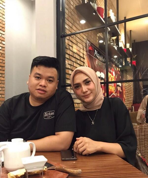 Jadi Emak-emak Cerewet di MasterChef, 10 Potret Keseharian Mama Lita