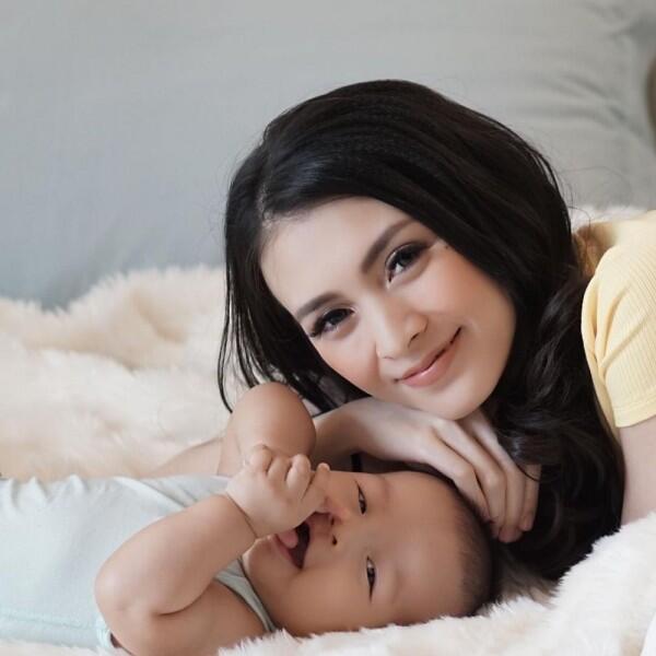 10 Potret Svarga dan Parvaiz, Anak Donita dan Adi Nugroho yang Imut