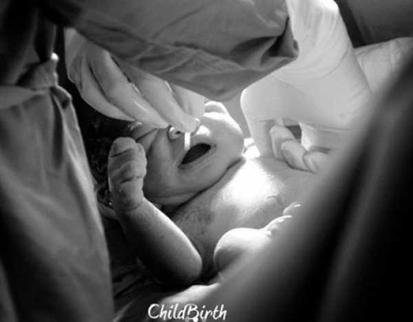 10 Potret Gemas Baby Rumi Putra Intan Nuraini, Fotogenik Banget!