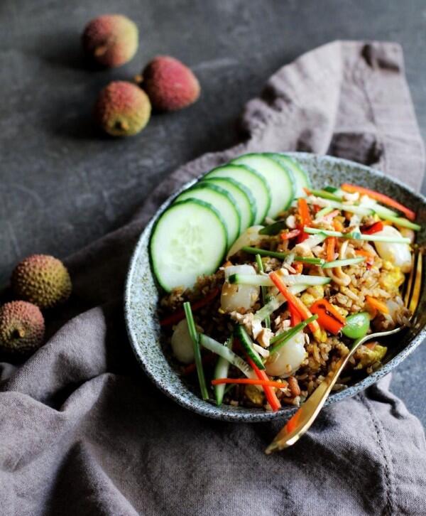 Aneh Tapi Enak, 5 Nasi Goreng Ini Terbuat dari Buah-buahan