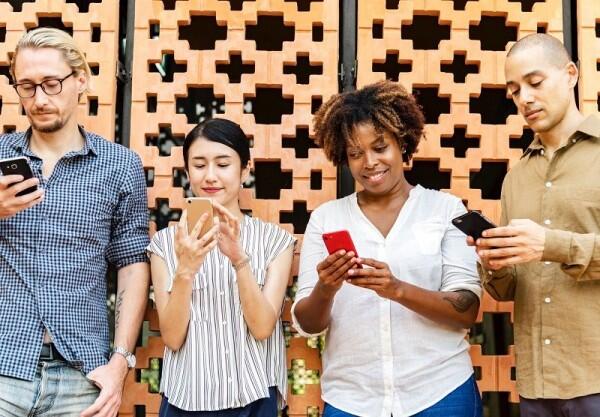 10 Dampak Negatif Internet yang Gak Kamu Sadari