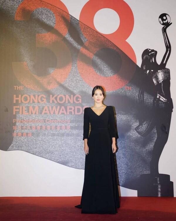 Ketemu Andy Lau, 10 Potret Song Hye Gyo di Acara Hong Kong Film Awards