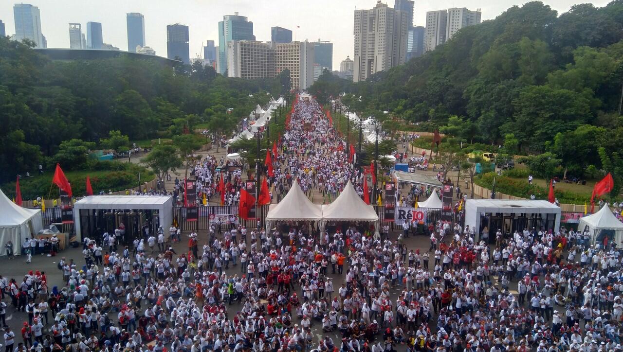 Pengalaman Pertama Kali ke GBK bukan untuk Nonton Bola, Tapi Ikut Kampanye Akbar!