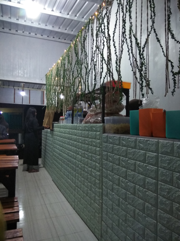 &#91;Review&#93; Makan Di Yipy, Teman Makanmu. Mau?