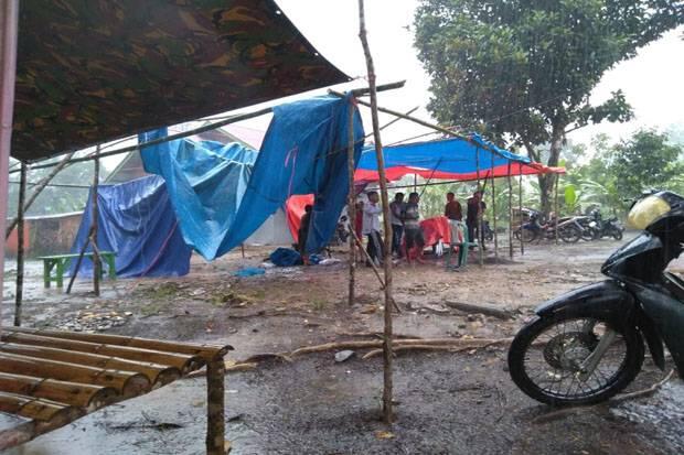 Hujan Disertai Angin Kencang Satu TPS Porak Poranda