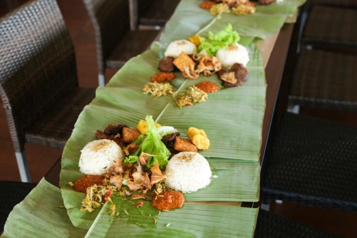 Garut Gak Cuma Punya Dodol Doang, Cobain 4 Makanan Ini Pas Kalian di Garut!