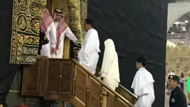 Al Jazeera Kecam Tulisan Petir Menggelegar Setelah Jokowi Masuk Ka'bah