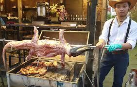 Makan Buaya Di Thailand, Enakk Lohh..
