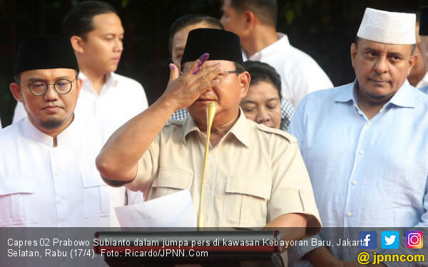 Yakin Menang Mau Sujud Syukur, Prabowo: Kiblat Mana… Kiblat Mana?