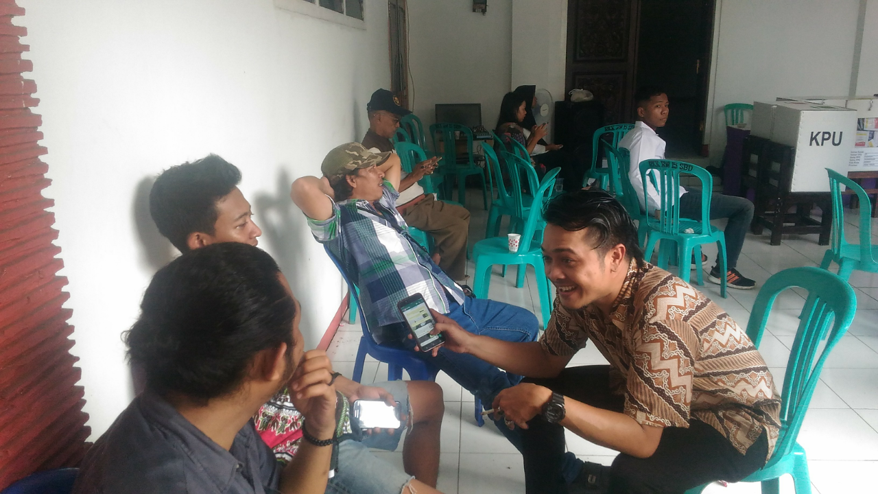 Apa Sih Yang Biasanya Di Lakukan Generasi Milenial Ketika Di Tps