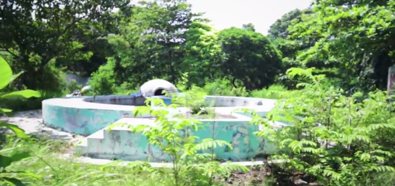 Taman Bermain &quot;TERBENGKALAI&quot; Dan Terbesar Di Semarang