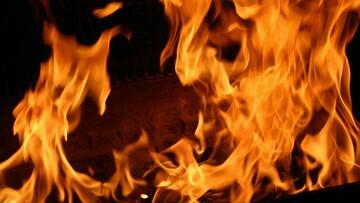 Massa Mengamuk dan Bakar Kantor Pos TNI AL di Lhokseumawe
