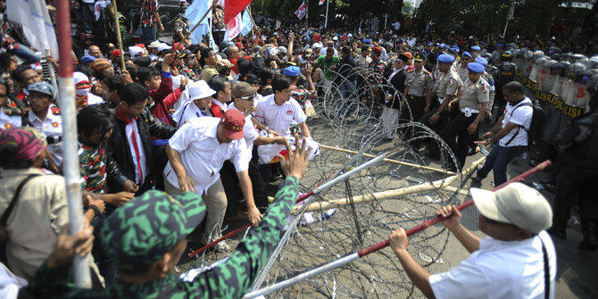 Isyaratkan Bakal Kerahkan Massa, Prabowo: Kalau Saya Pimpin, Saya Minta Saudara Ikut