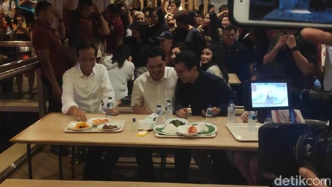 Isi Akhir Pekan, Jokowi Ajak Erick Thohir Makan Siang di Grand Indonesia