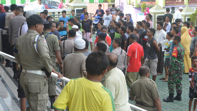 Gara-gara Politisi Partai Nasdem, Warga 2 Kelurahan di Tidore Bentrok
