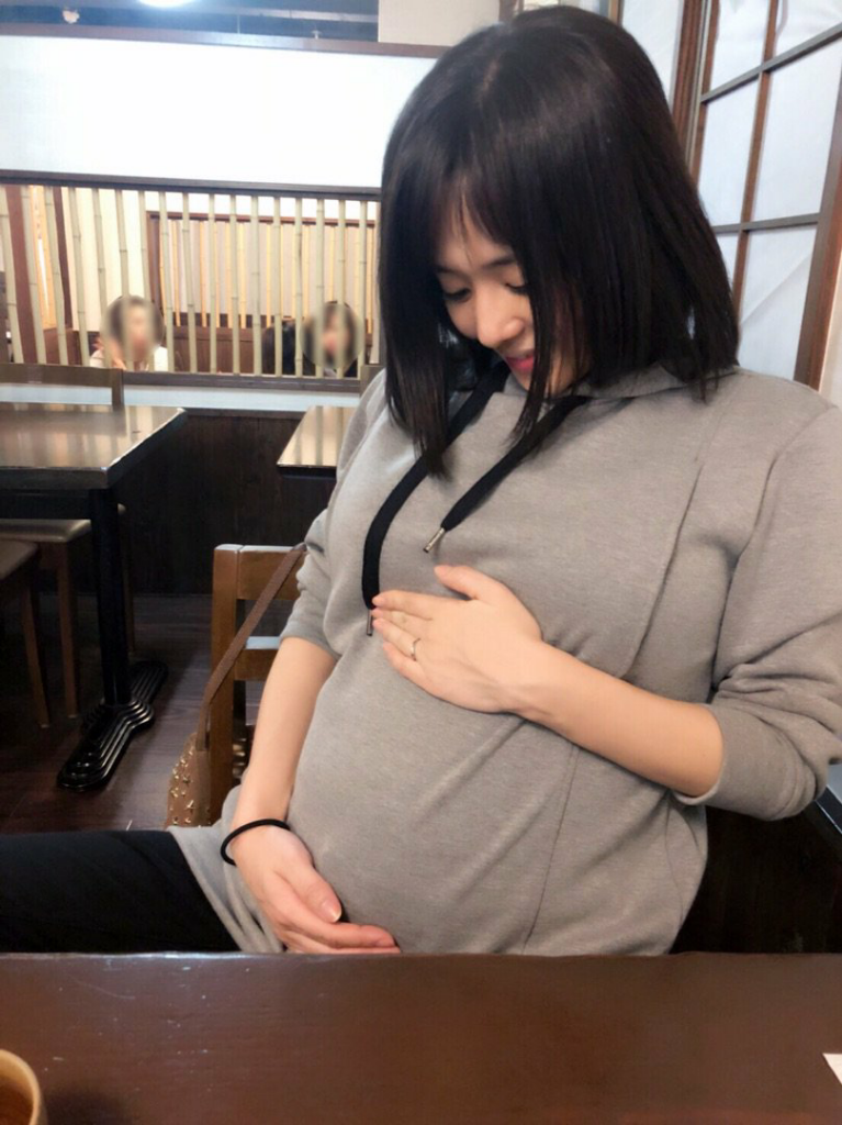 TV Online Jepang, membuat acara Live Streaming proses melahirkan Sola Aoi