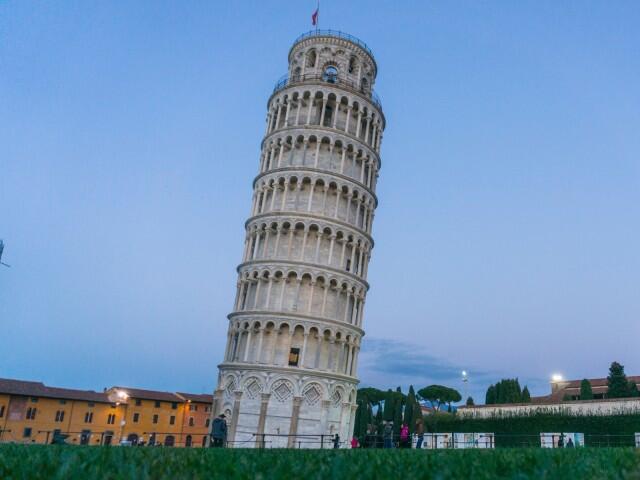 Dibalik Miringnya Menara Pisa