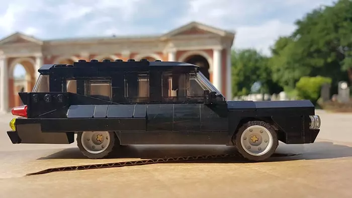 Unik Banget, LEGO Ini Jadi Alat Peraga Kematian!