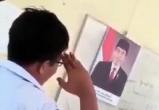 Siswa SMA Turunkan Foto Presiden Jokowi, Videonya Viral