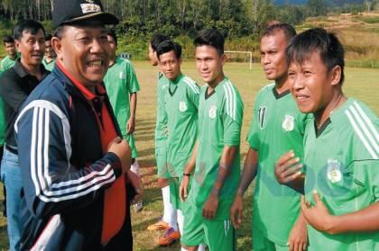Pasca-Pengunduran Diri, Bupati Madina Jatuh Sakit