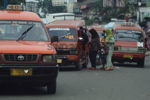Dua Trayek Angkutan Umum di Bekasi Gunakan Aplikasi Online