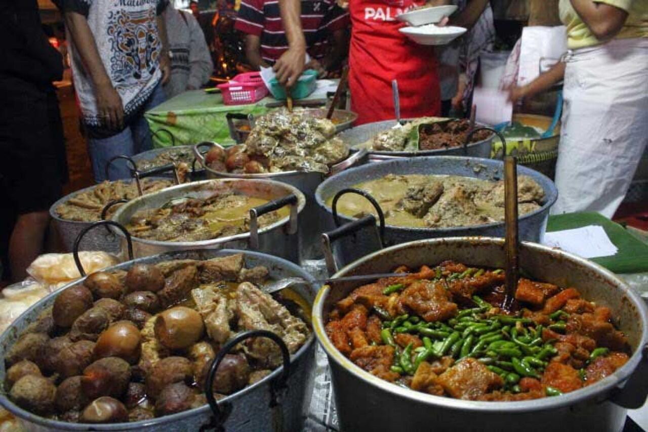 Tukang Dagang Jualannya Rame! Waktu Mau Beli Malah Dimarahin!