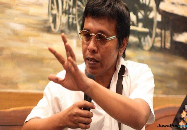 Tak Perlu Takut People Power, Adian: Kalau Kalah Pemilu Itu People Ngambek
